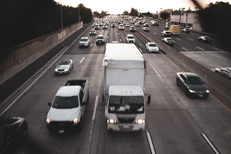 Janesville, WI – Multi-Vehicle Crash Involving Semi-Truck On I-90 WB